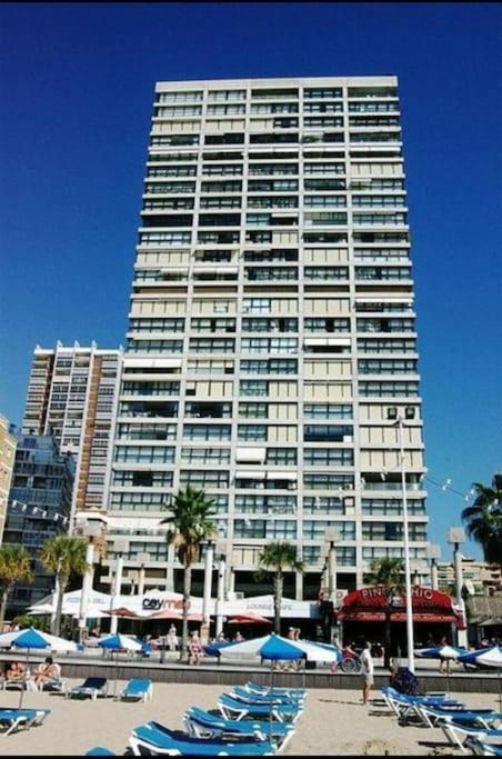 Piso 21 Unico A Pie De Playa En Esquina Apartment เบนิดอร์ม ภายนอก รูปภาพ