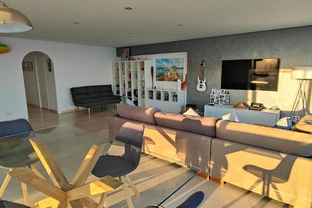 Piso 21 Unico A Pie De Playa En Esquina Apartment เบนิดอร์ม ภายนอก รูปภาพ